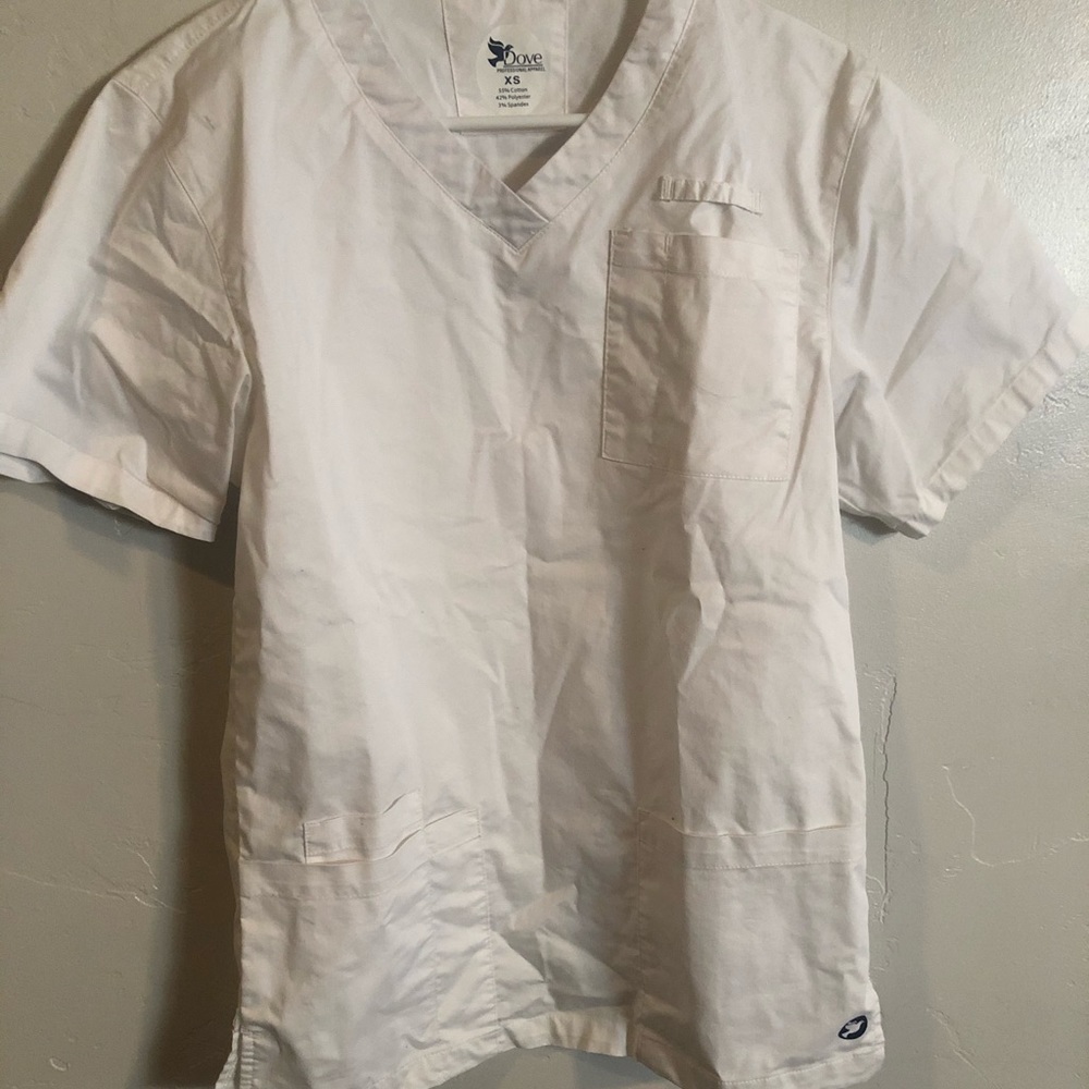 White Scrub Top Small(xs but fits like small)